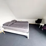 For 9 People Будинок відпочинку Грац